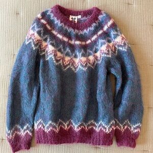 Authentic Icelandic Women's Wool Sweater, Size Medium